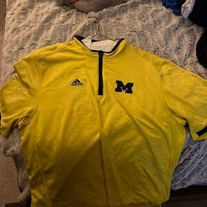 ADIDAS Men's XL University Of Michigan Maize 1/4 Zip Pullover Shirt Short